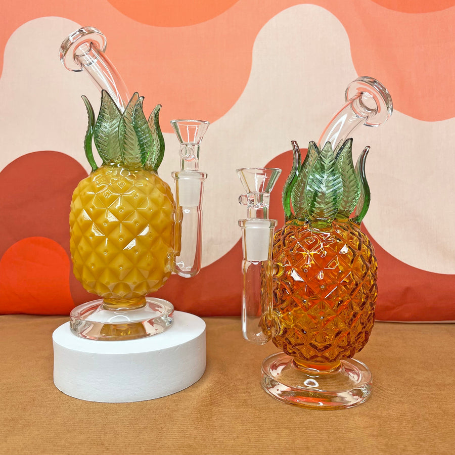 Pineapple Water Pipe- Amber Glass