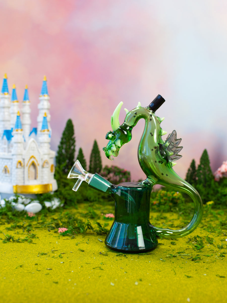Puff the Magic Dragon Bong
