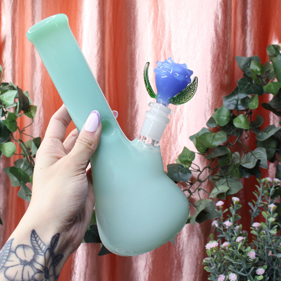 Flora, the bong