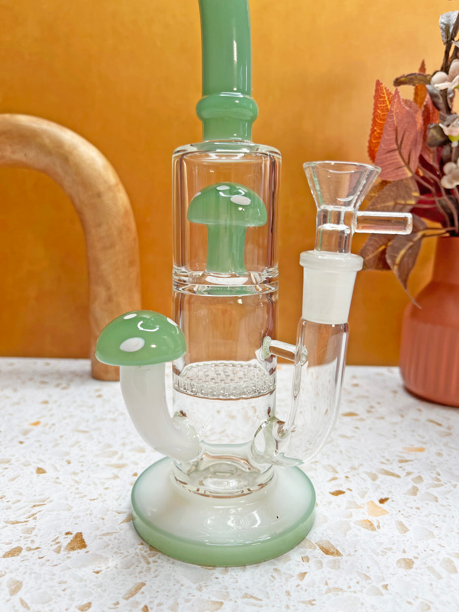 Jade Mushroom Water Pipe