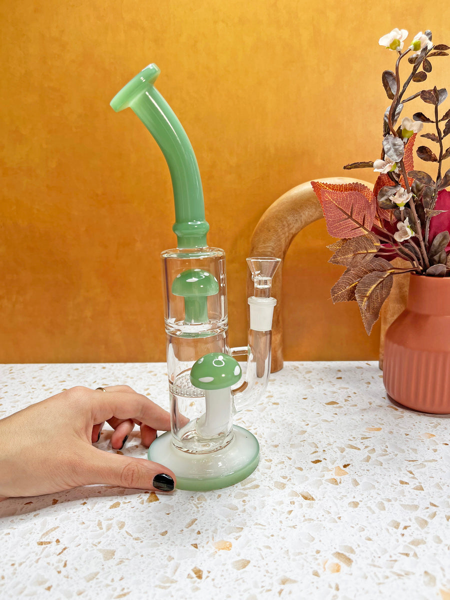 Jade Mushroom Water Pipe