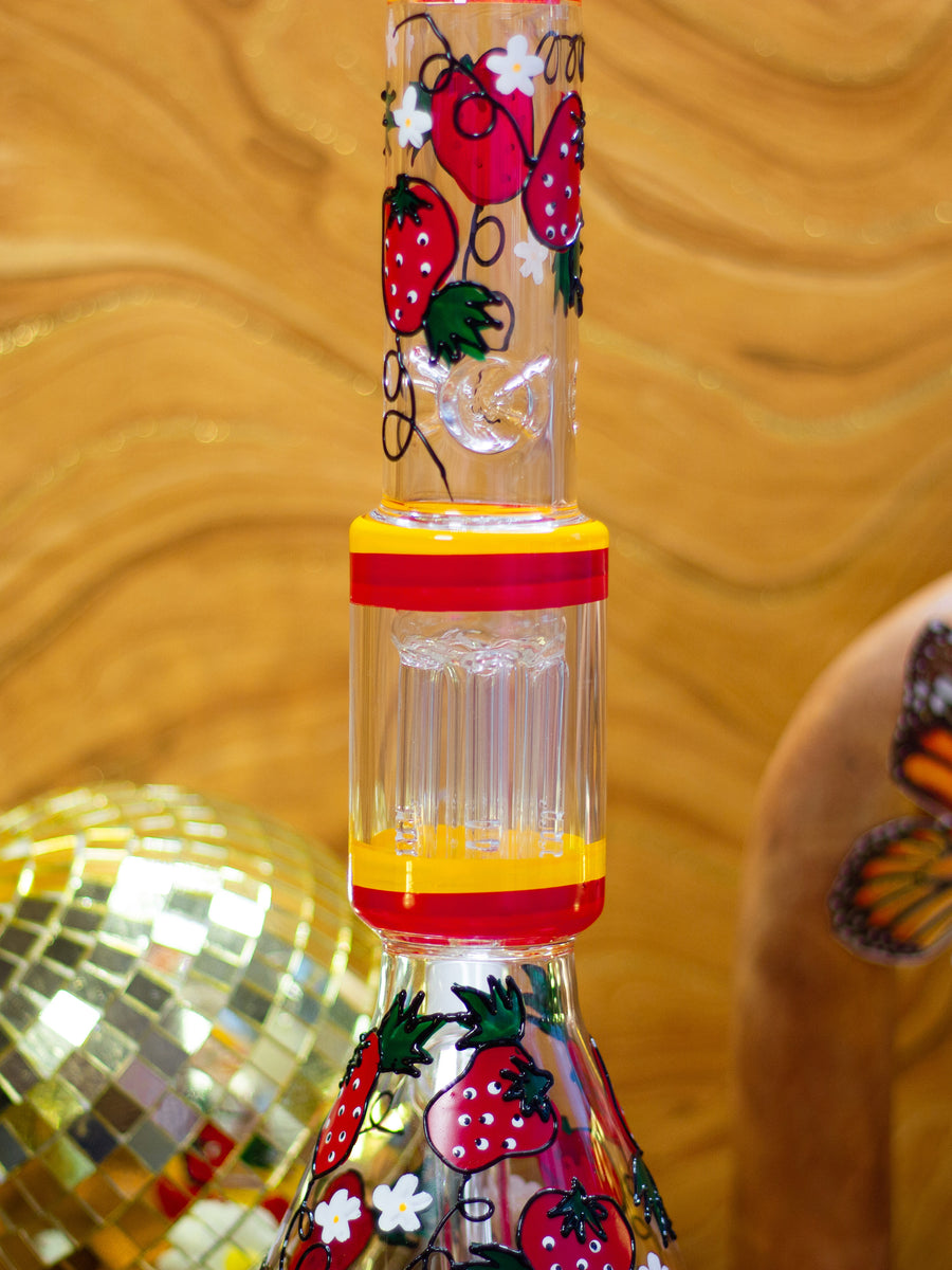 Strawberry Fields Bong