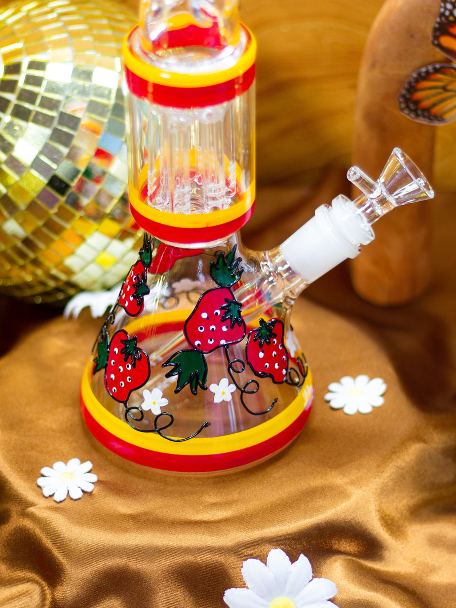 Strawberry Fields Bong