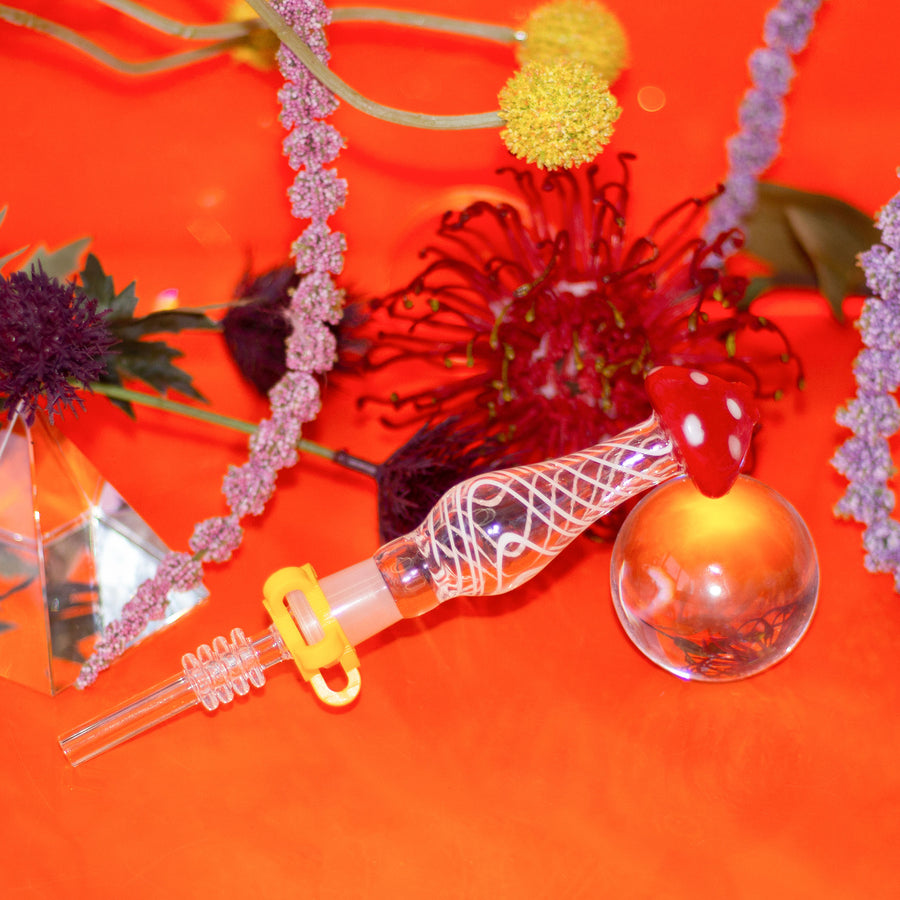 Mushroom Dab Straw - Red