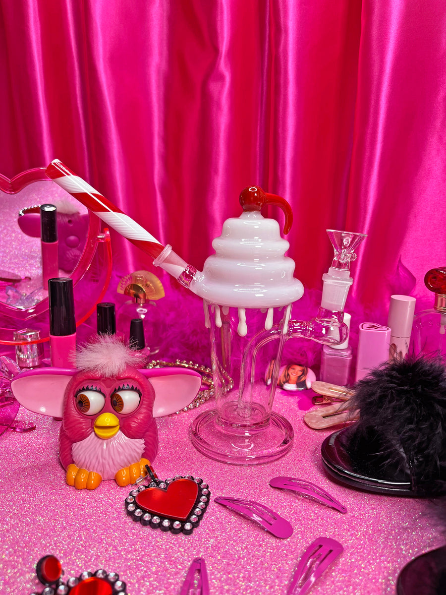 Cherry Shake Bong- pink