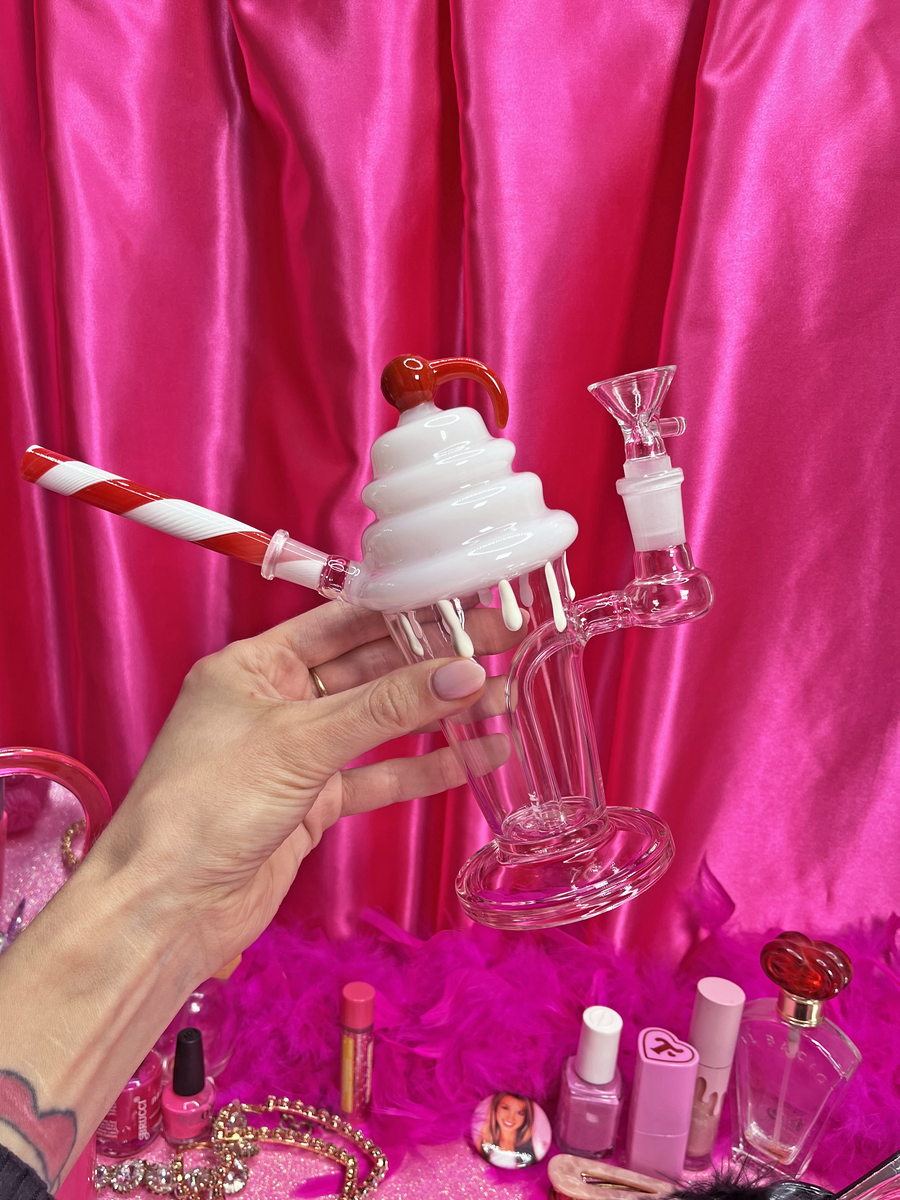 Cherry Shake Bong- pink
