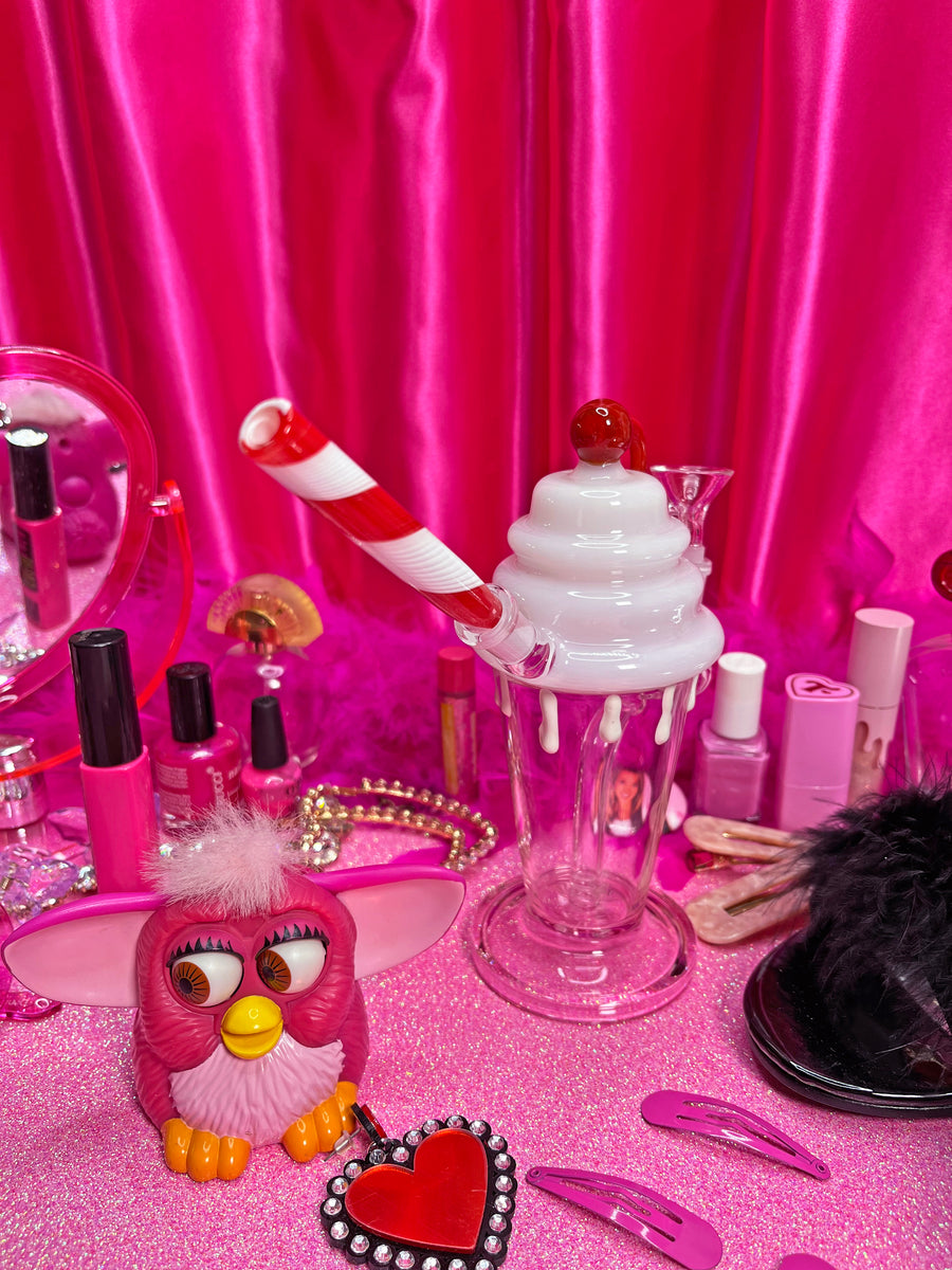 Cherry Shake Bong- pink