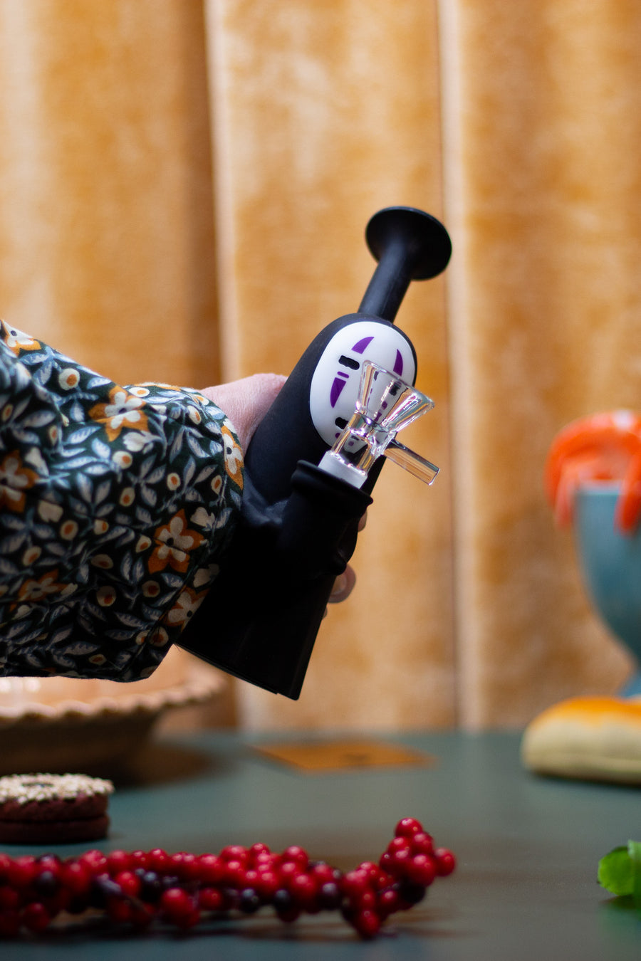 No Face Silicone Bong