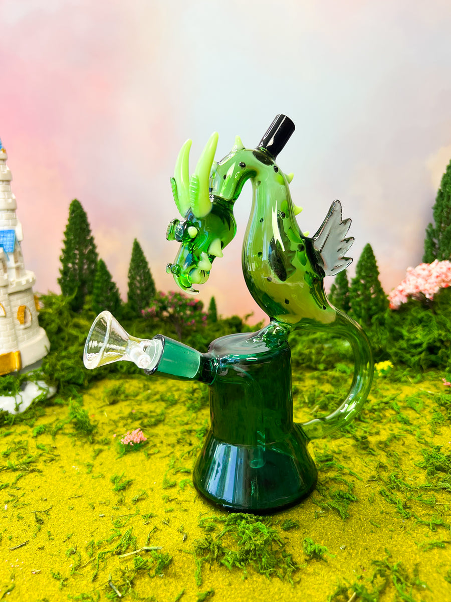 Puff the Magic Dragon Bong