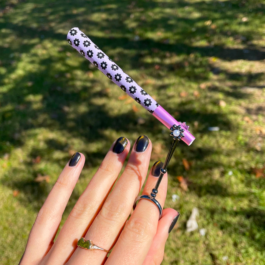 Metallic Flower J Holder