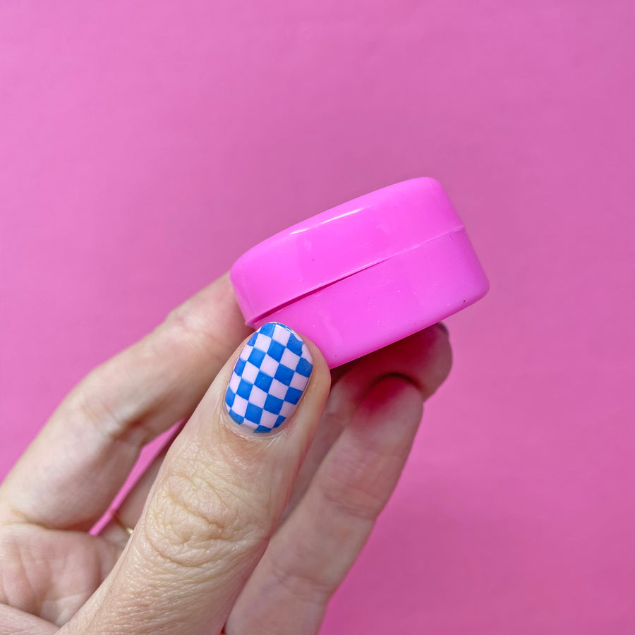 Burning Love silicone container