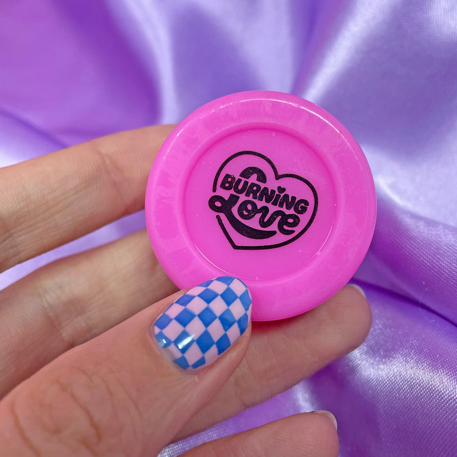 Burning Love silicone container
