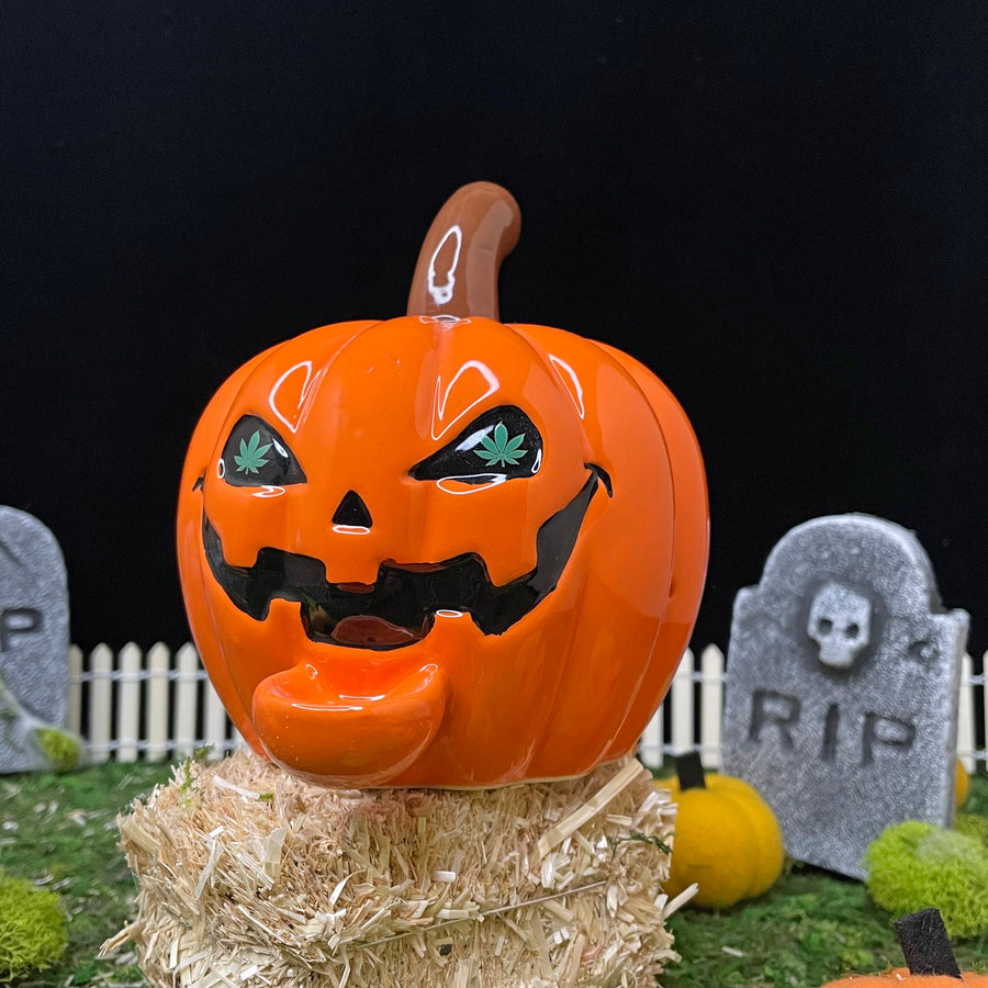 Jack-O-Lantern Pipe