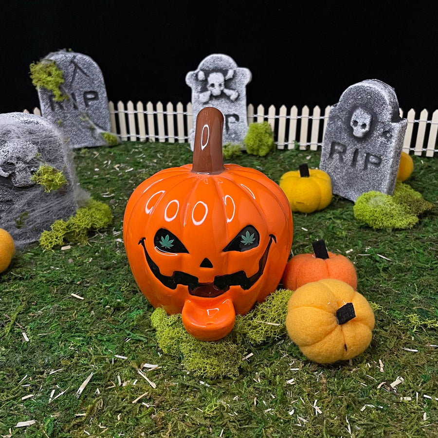 Jack-O-Lantern Pipe