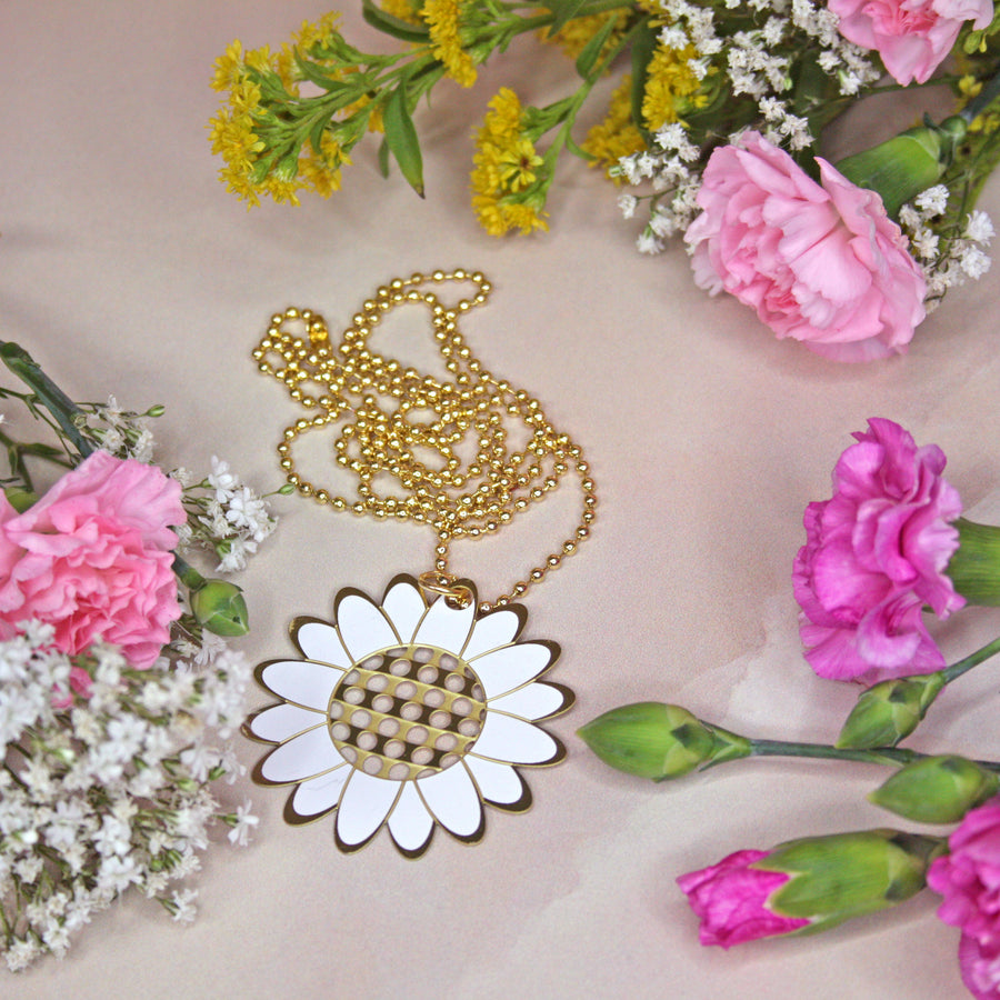 Daisy Portable Grinder Necklace